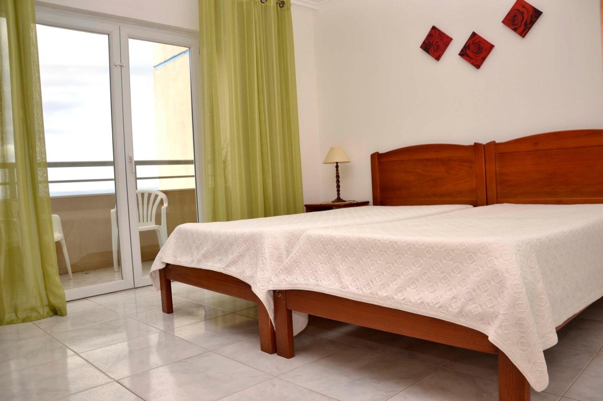 Apartamentos Turisticos Perola Da Rocha Portimão Eksteriør billede